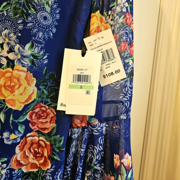 Kensie Blue Floral Women's Top - Picture 4 of 8